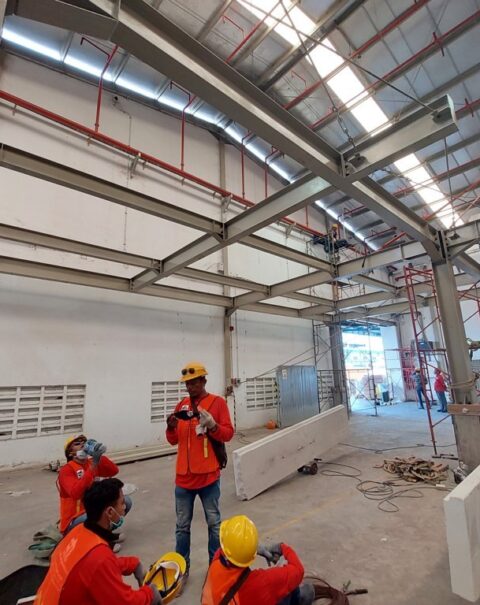 konstruksi pabrik di sidoarjo